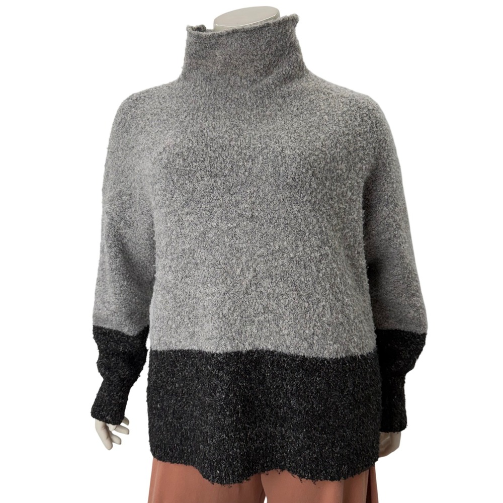Karen Kane Grey Colorblock Boucle Knit Mock Neck Oversized Sweater Normcore Cozy